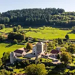 Chateau De Rosay - View & Gardens Rosay