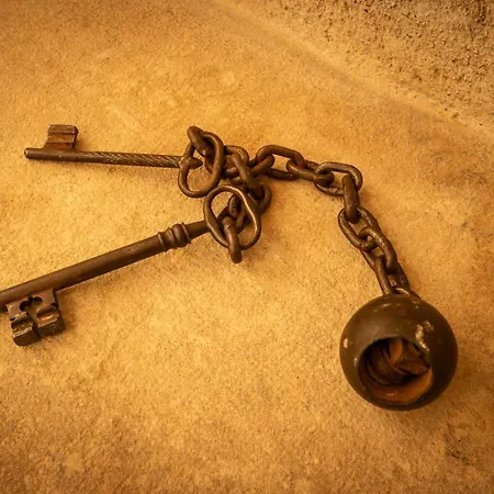 בית נופש Chateau De Rosay - View & Gardens *